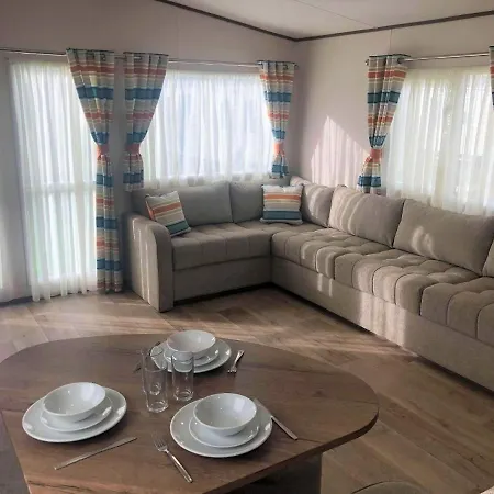 Larch Superior Holiday Home Chapel Saint Leonards Buitenkant foto